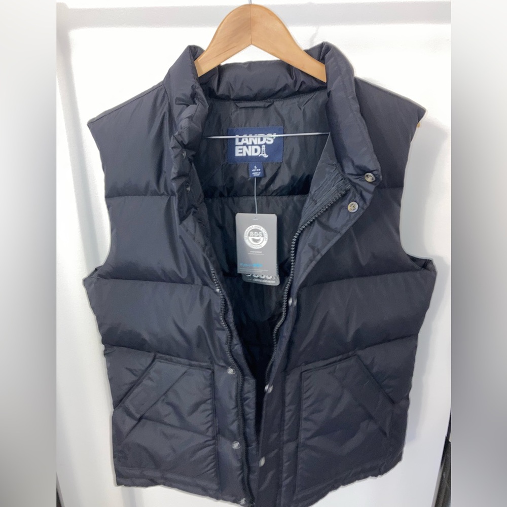 Lands’ End men’s down puffer vest. Size large.